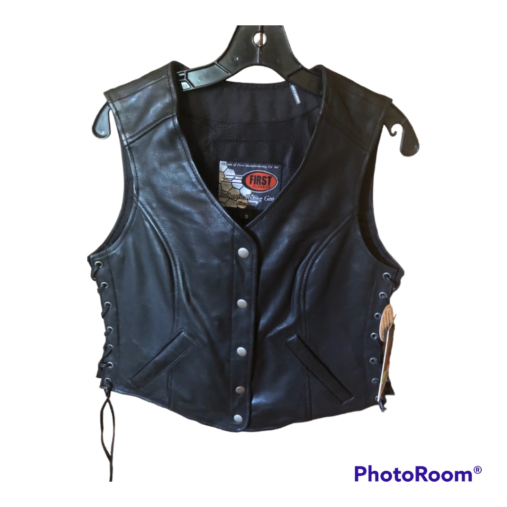Leather Motorcycle Concealed Carry Vest. Small.